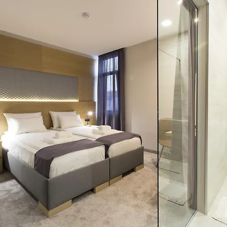Republic Square Sky Terrace Bed & Breakfast 3*